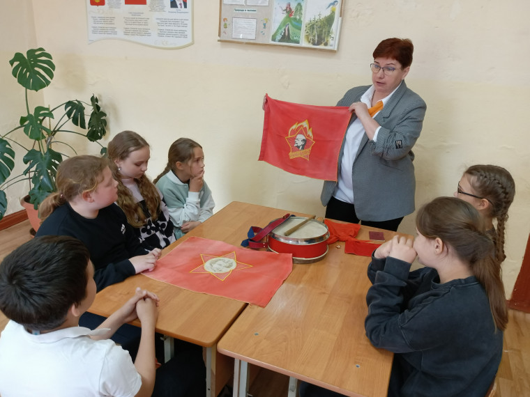 День детских общественных организаций России.